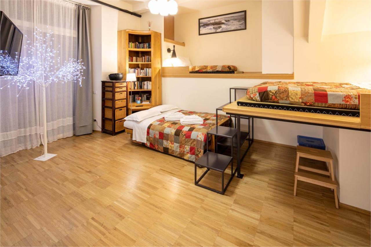 La Casa Colorata - Flats In Milan - Bocconi Daire Dış mekan fotoğraf
