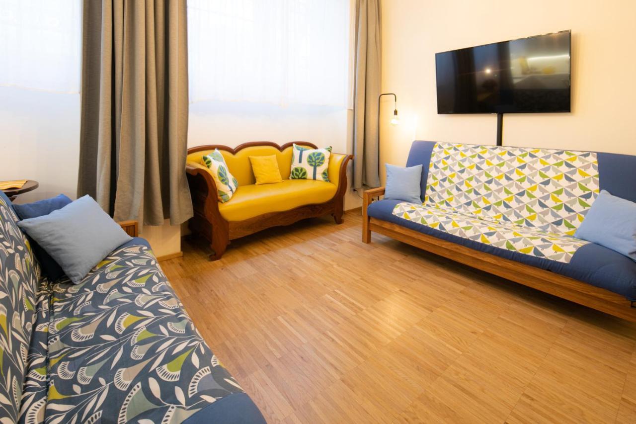 La Casa Colorata - Flats In Milan - Bocconi Daire Dış mekan fotoğraf