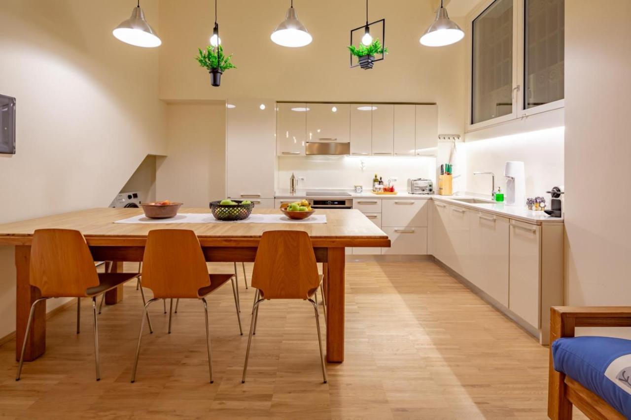 La Casa Colorata - Flats In Milan - Bocconi Daire Dış mekan fotoğraf