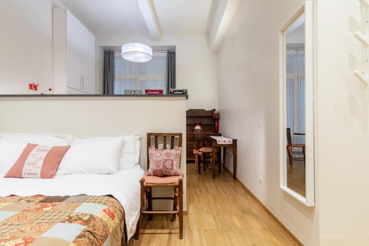 La Casa Colorata - Flats In Milan - Bocconi Daire Dış mekan fotoğraf