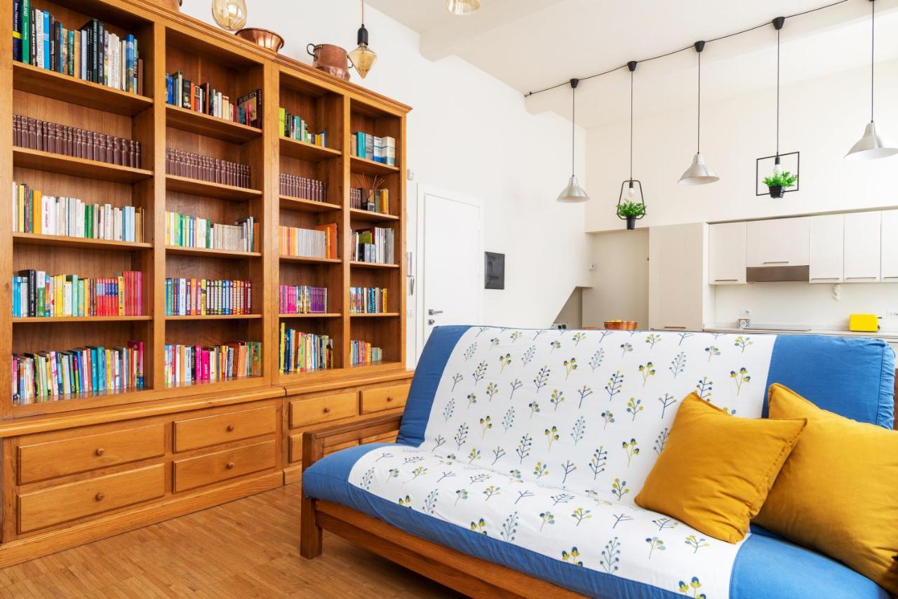 La Casa Colorata - Flats In Milan - Bocconi Daire Dış mekan fotoğraf